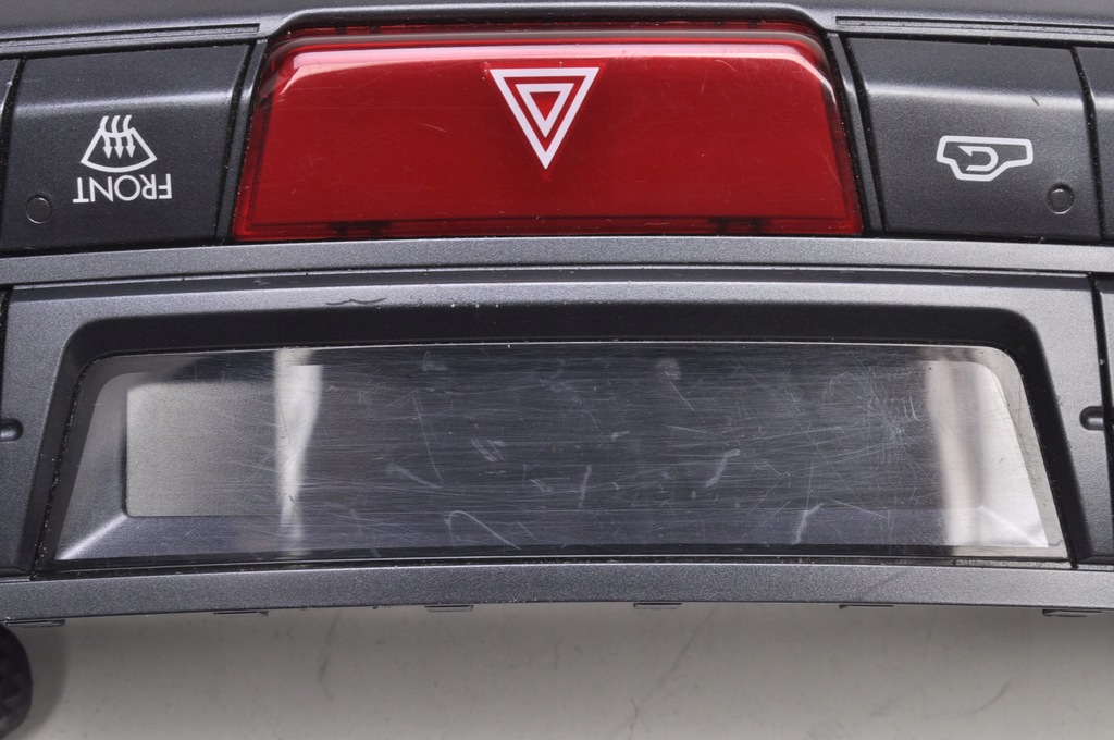 фото №7, Subaru legacy v панель кондиционера 72311aj230