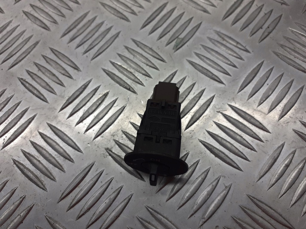фото №2, Переключатель подушек renault clio iii 8200169589