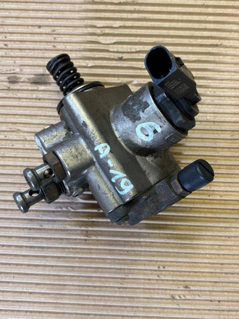 фото №1, Audi a3 s3 8p 2006 насос пального