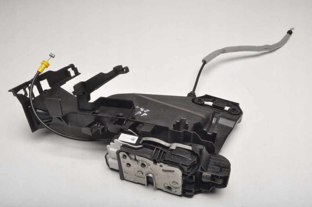 Купить Volvo s60 ii v60 xc60 ii s90 v40 замок дверь правый перед передний 31462456