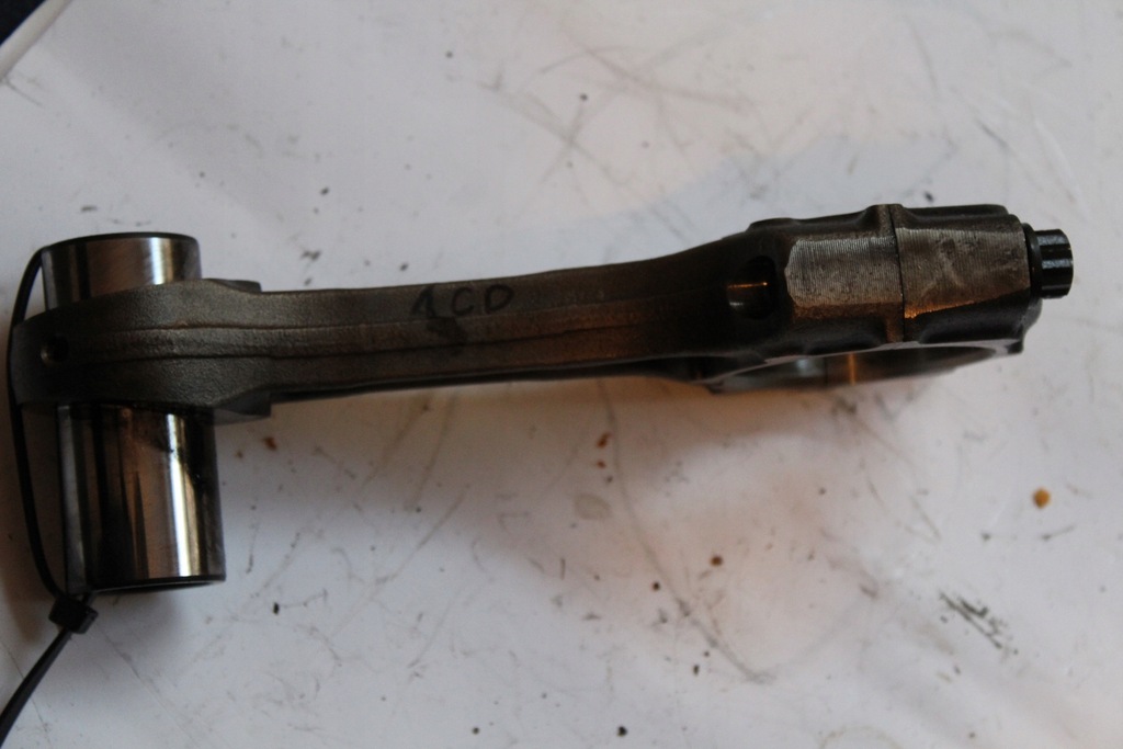 фото №9, Corolla verso ii 2.0 d4d 1cd шатун шаровая опора комплект