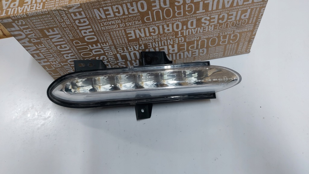фото №1, Свет do движение dziennej drl правое лампа правая r перед renault scenic led