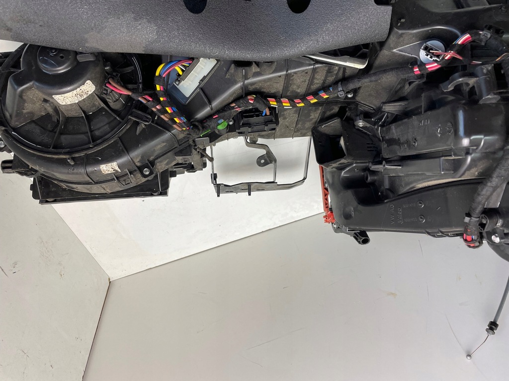 фото №5, Audi a4 a5 q5 обігрівач 8k0820005al 8t1820005j