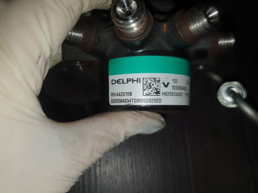 Renault розподільник пального r9144z070b Ціна