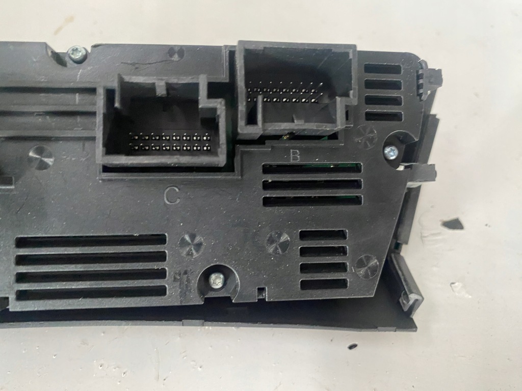 фото №7, Audi a6 c7 lift панель кондиционера 4g0820043cd