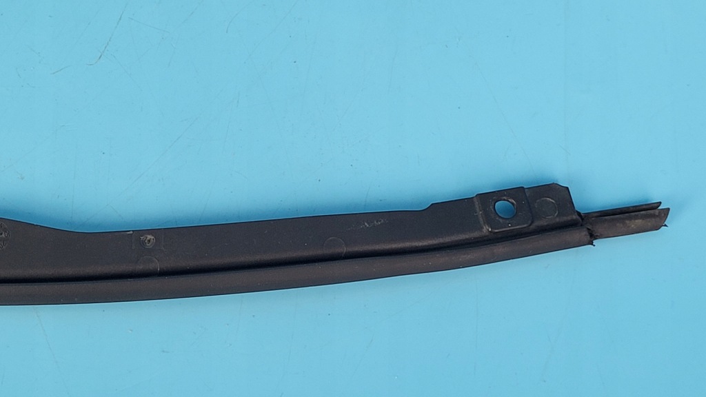 Mercedes eqe 350+ 23r прокладка крила права a2958820200 Недорого