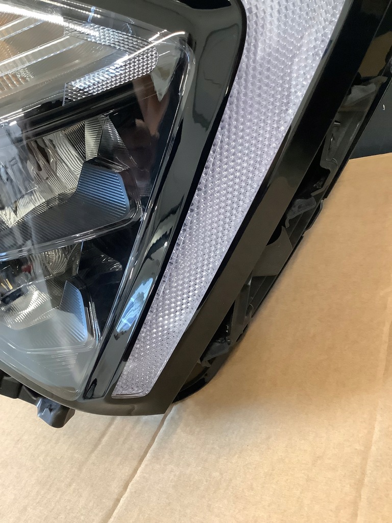 фото №7, Kia sportage v лампа правая перед 92102 r2000