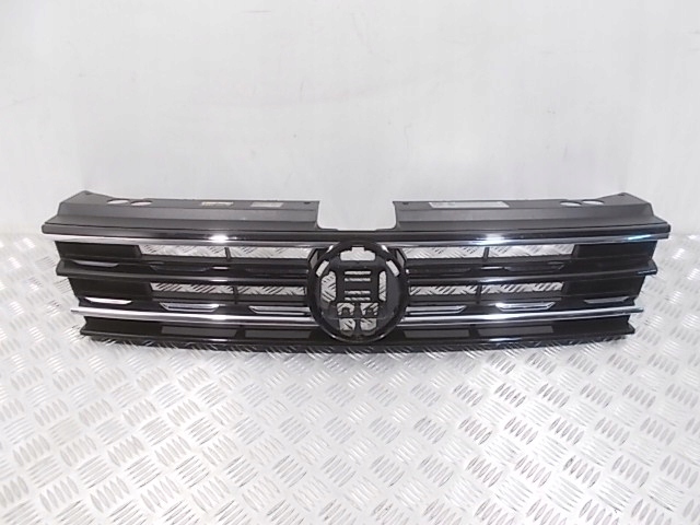 фото №1, Решётка радиатора vw tiguan ii 5na 15-20 5na853653 оригинал