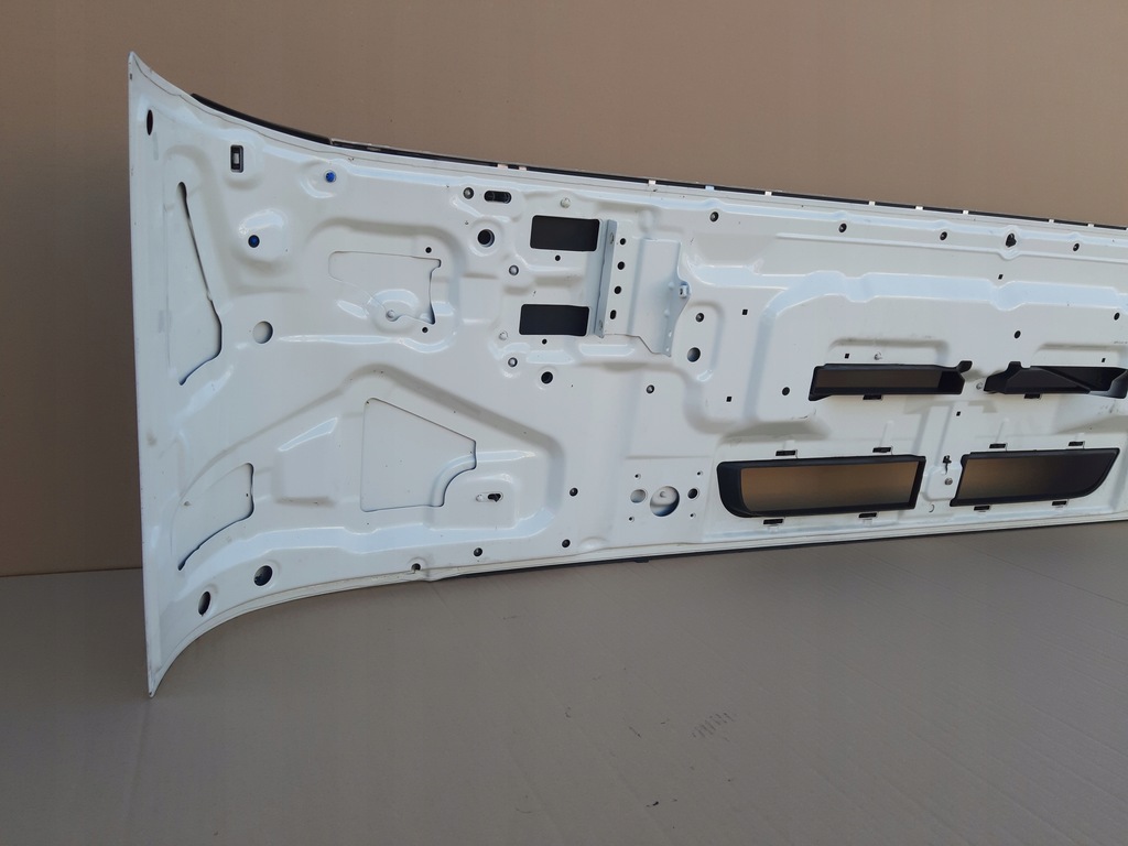 фото №7, Volvo fm fm4 капот решётка радиатора решётка радиатора оригинал ral 1103