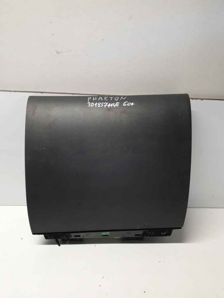 фото №1, Бардачок пасажира volkswagen оригінальний номер 3d1857114e