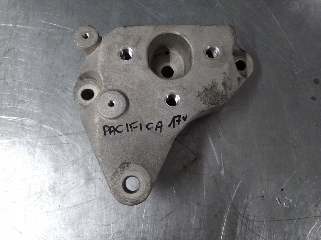 фото №1, Pacifica 2016-2020r кронштейн коробки передач