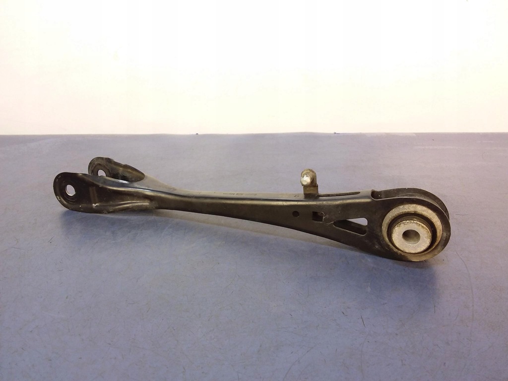 фото №1, Bmw 5 g30 рычаг задняя правый 6861114