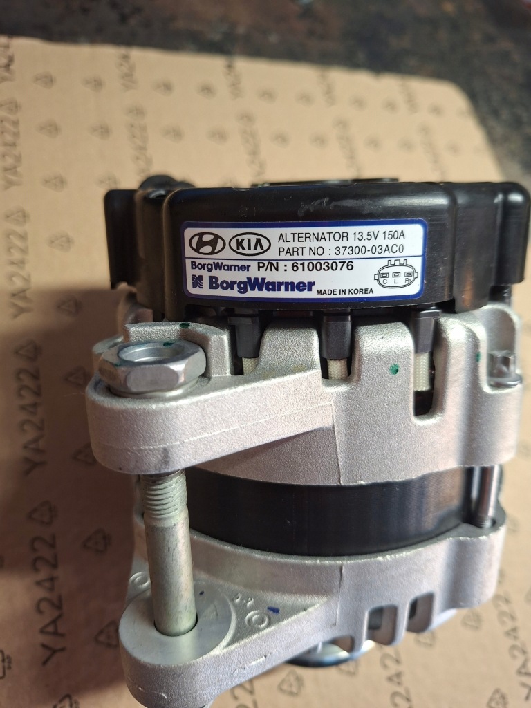 Генератор hyundai kia 61003076 37300-03ac0 в Украине
