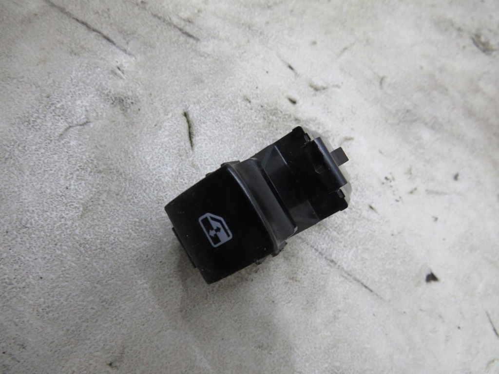 фото №1, Кнопка окон стекло outlander iii