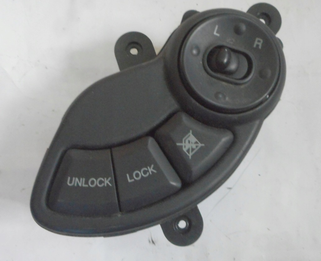 фото №1, Hyundai santa fe 04r панель регулювання дзеркал