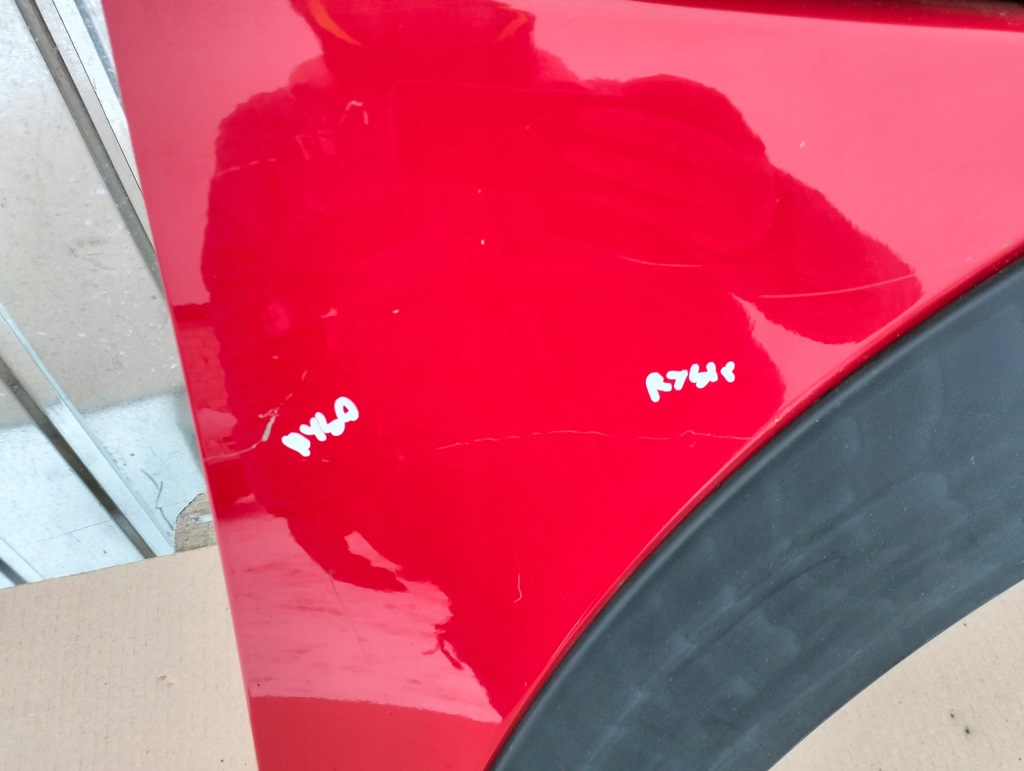 Крило перед правий mini r56 r57 рестайлінг  2010-2013 851 red chili Київ