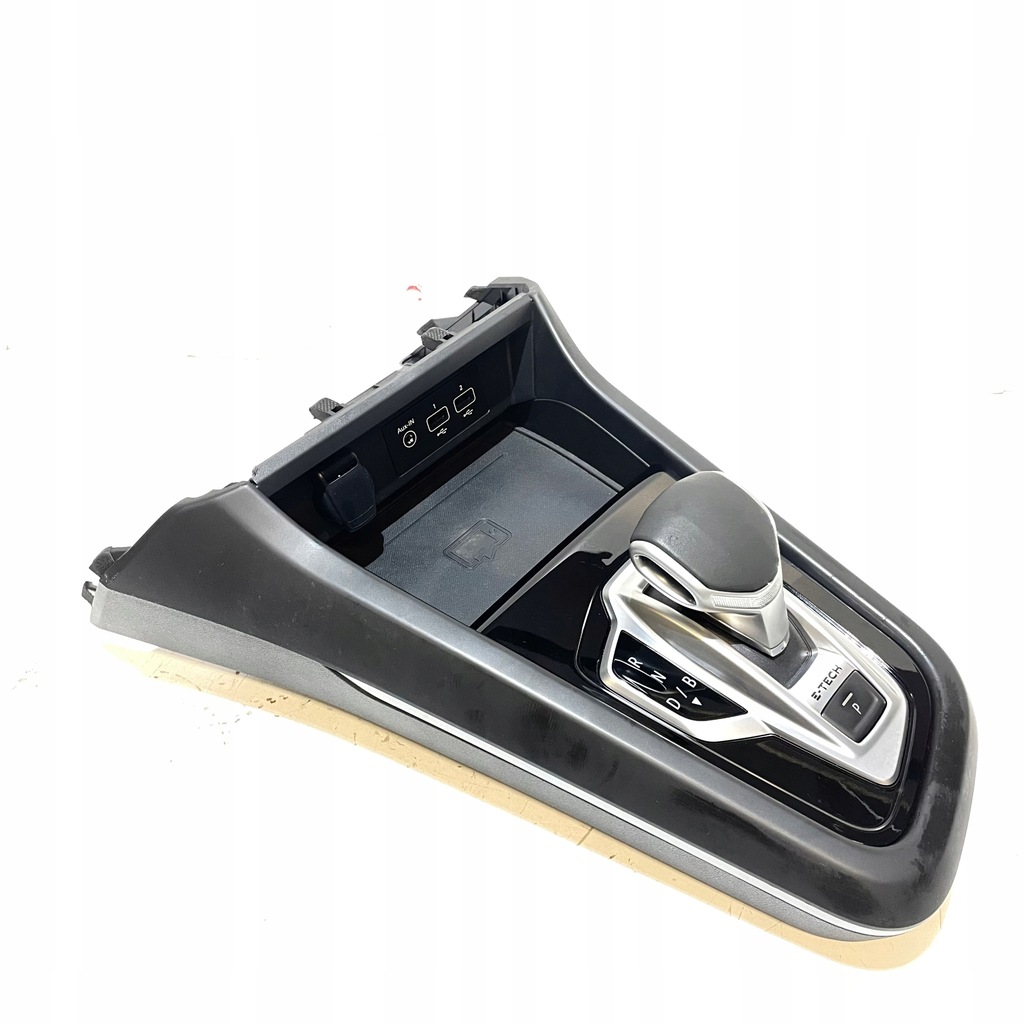 фото №1, Renault arkana r.s. гибрид туннель средний ручка