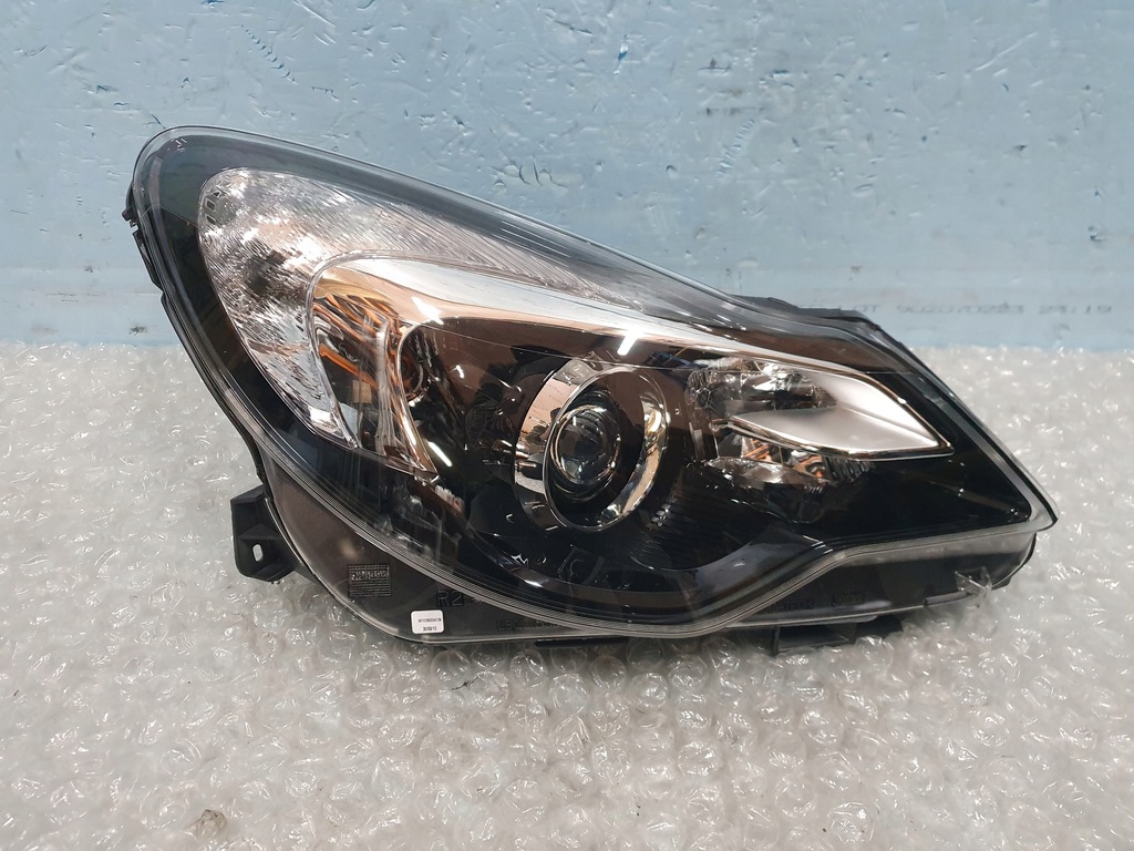 фото №1, Лампа передня права opel corsa d lift лінза 13446796 фара