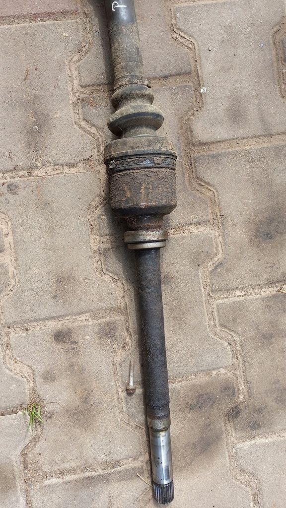 фото №4, Приводной вал правая перед peugeot partner 1.9td 99r