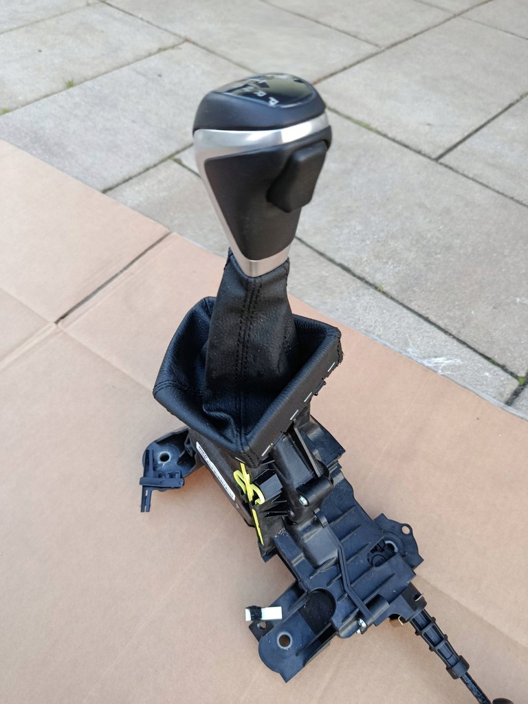 фото №14, Механізм вмикання передач steptronic домкрат троси автоматична коробка передач bmw x1 f48