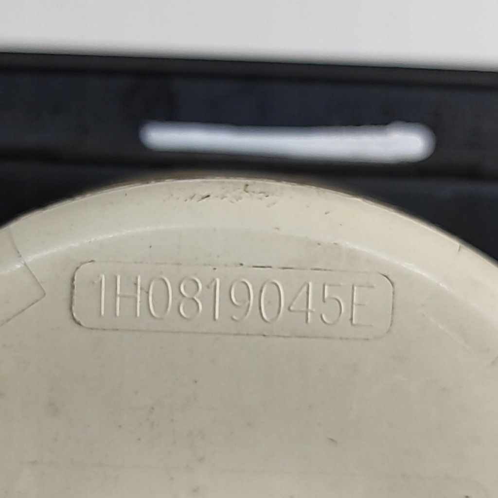 фото №8, Volkswagen golf iii 2001 переключатель / выключатель обдув вентилятор