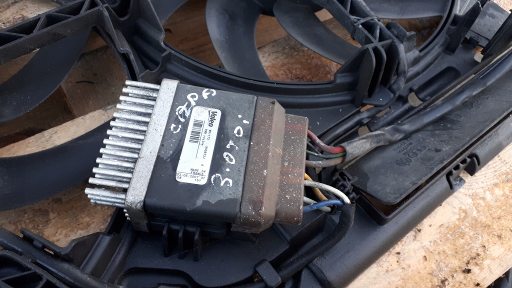 A5 8t вентилятор радіатора 2.7 3.0 tdi a4 b8 q5 8k0121003d Недорого