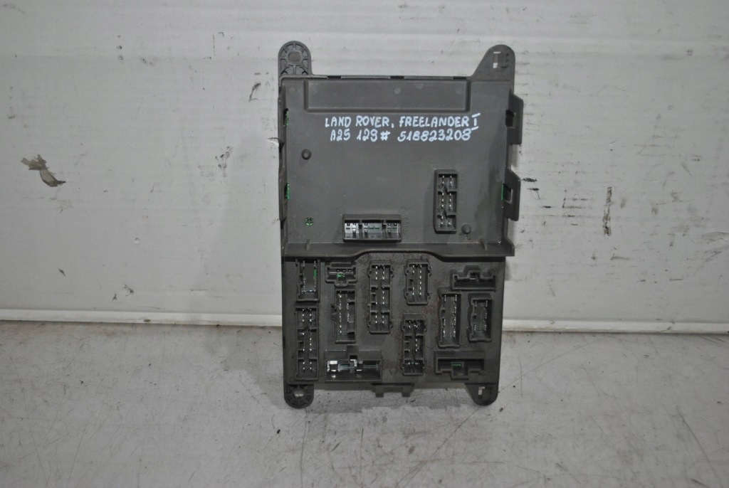 Купить Land rover freelander l314 коробка предохранителей 518823208