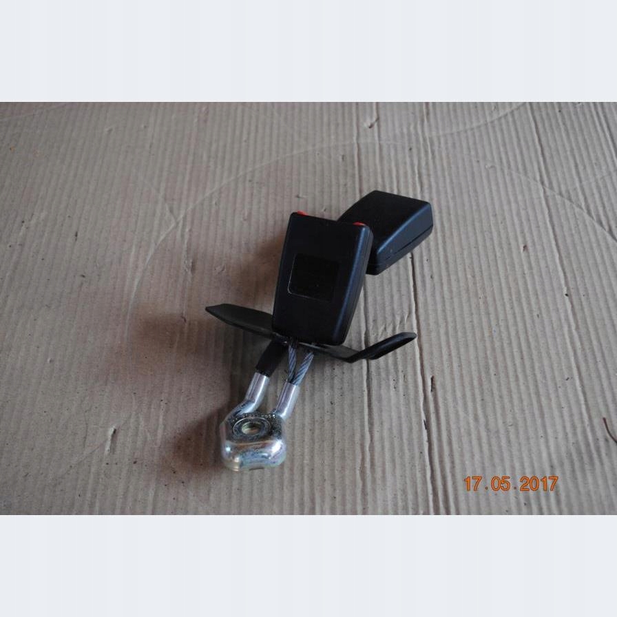 фото №1, Заскочки ременів задня 8e0857797 audi a4 b7