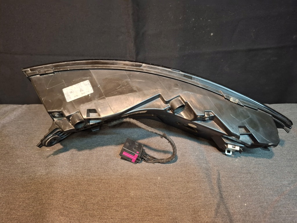 Лампа задняя porsche 95b945091l в Украине