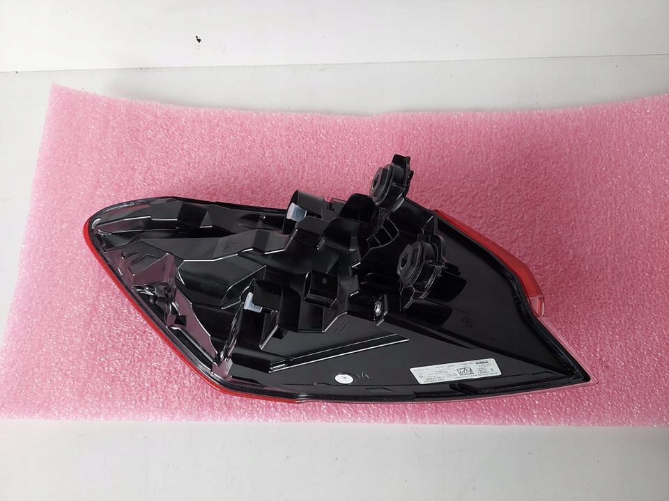 фото №6, Audi q4 e-tron лампа права задня задня led