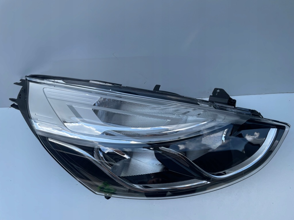 фото №2, Лампа передня права renault clio iv 4 lift 260103317r