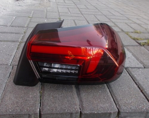 фото №1, Opel corsa f 19+ правая задняя лампа оригинал