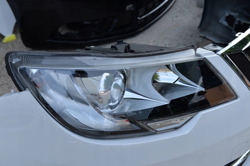 фото №10, Капот бампер решётка радиатора крыло лампа ксенон pas балка skoda superb ii 2012-2015