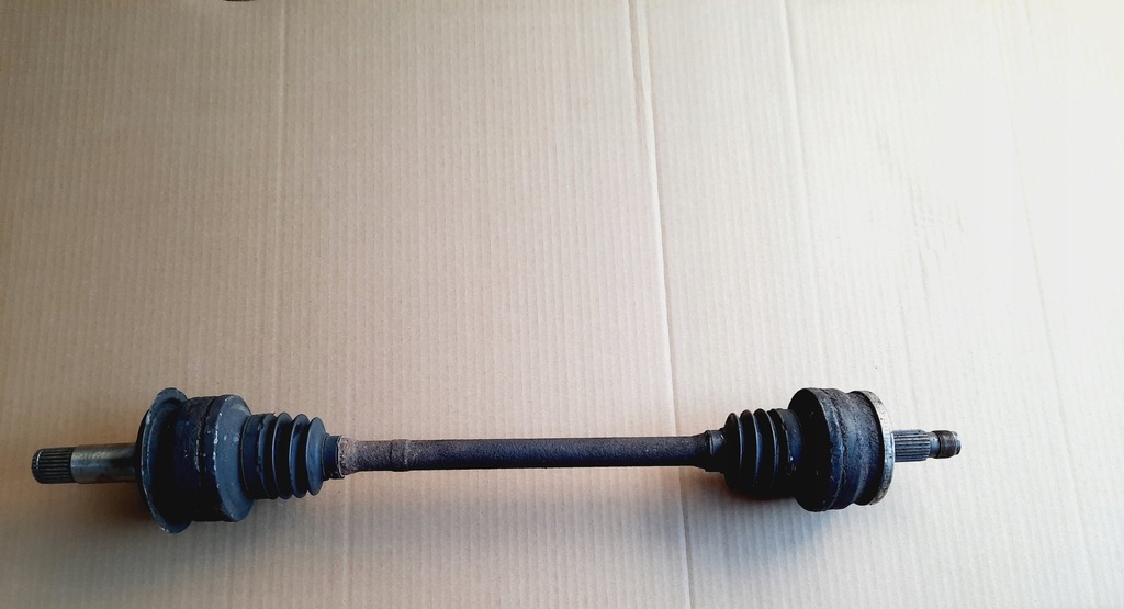 фото №1, Mercedes clk w209 2.7 cdi приводной вал правая задняя задняя