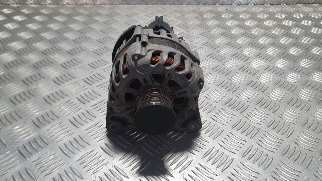 фото №1, Генератор dacia duster ii 17- 1.3 tce