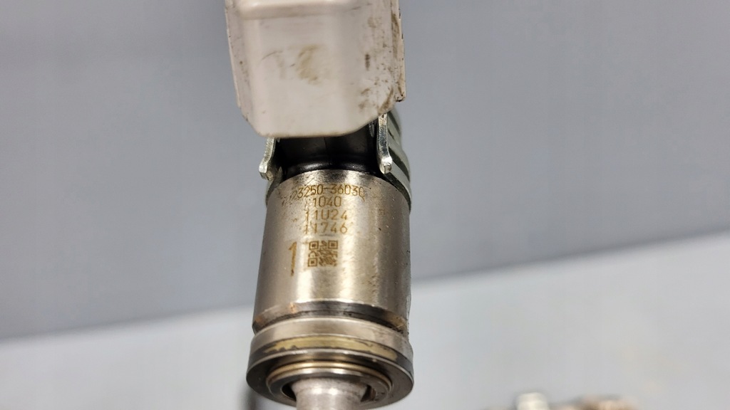 фото №7, Молдинг впрыскная форсунки комплект lexus is iii 200t 8ar 23250-36030