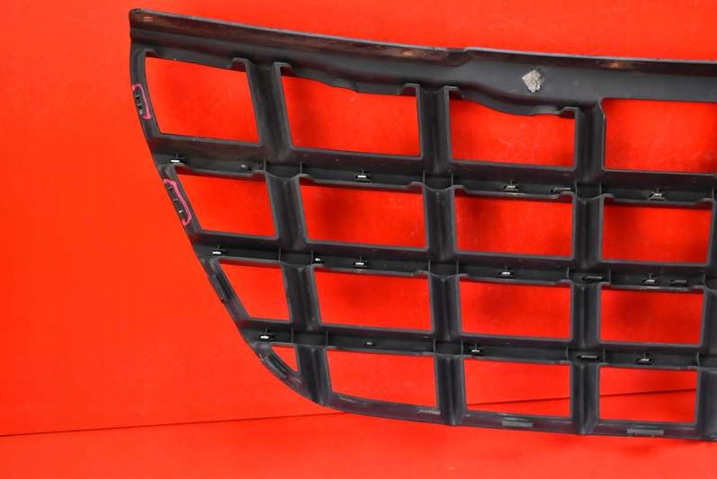 фото №11, Решітка радіатора решітка радіатора сіра 05113082ab chrysler pacifica 1 i lift 03-08