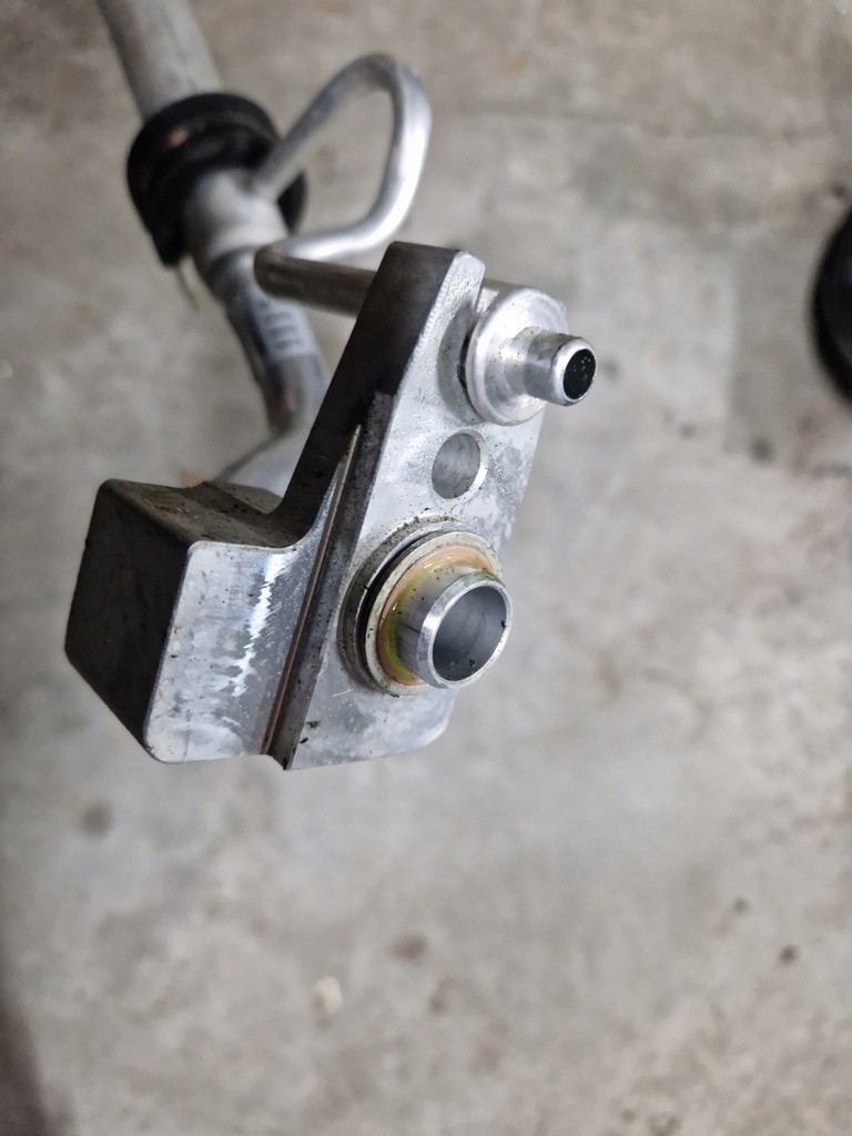 фото №5, Maserati levante шланг wąż кондиціонера