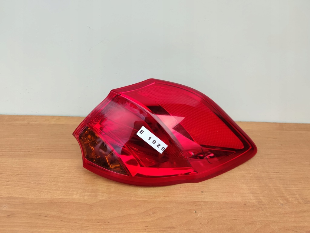 фото №1, Kia ceed 2 ii hb 12-16 rok права лампа задня nowa оригінальний номер