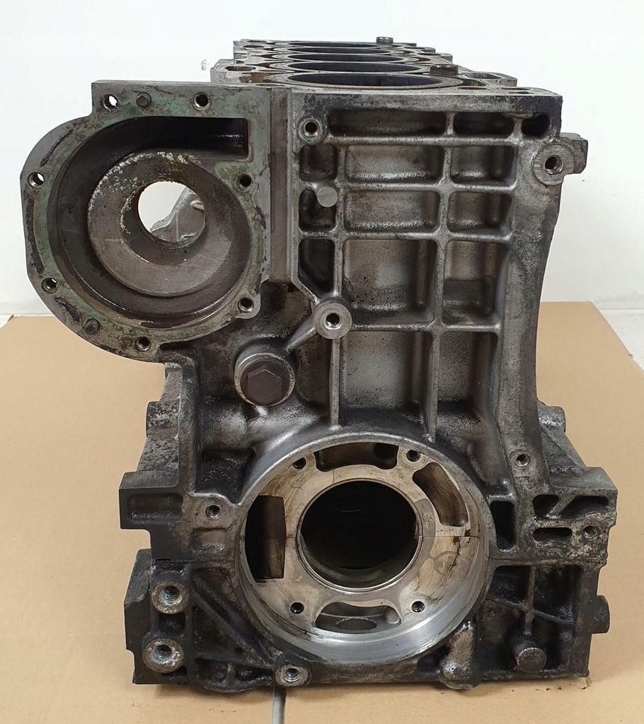 фото №8, Блок двигуна volvo v70 ii xc90 2.4 d d5244t