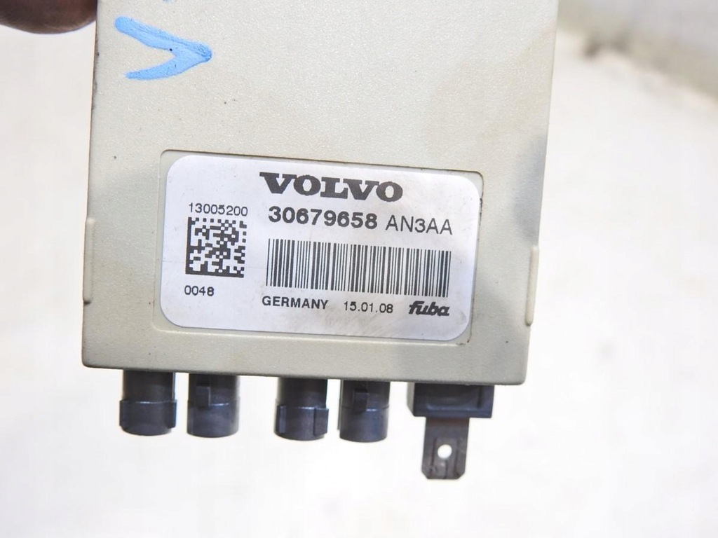 фото №6, Усилитель антенны volvo v70 iii 30679658