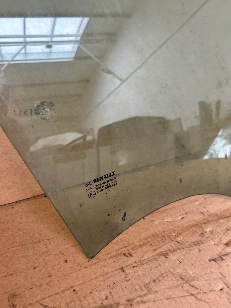 фото №4, Стекло боковая дверь правая правый задняя renault clio iii