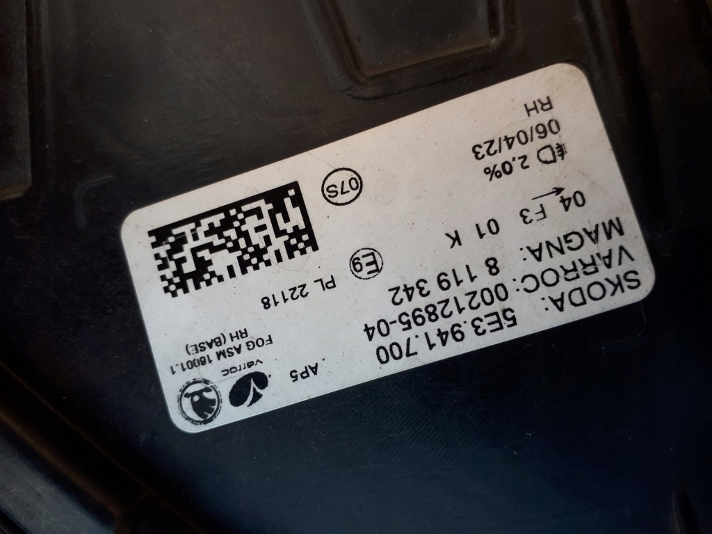 Skoda octavia iv 19- противотуманная фара перед правый фара drl led 5e3941700 dziennej Киев