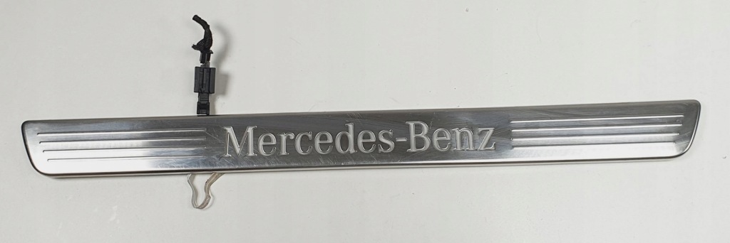 Купити Накладка накладка порога  лівий передні  led mercedes w176