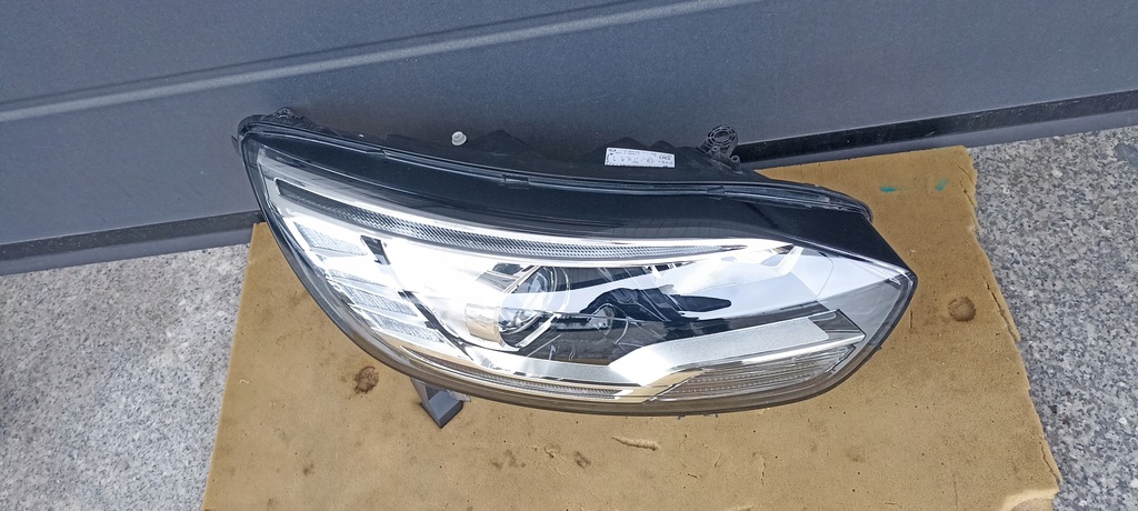 фото №2, Лампа права renault scenic 4 iv 260100943r 26010 0943 r