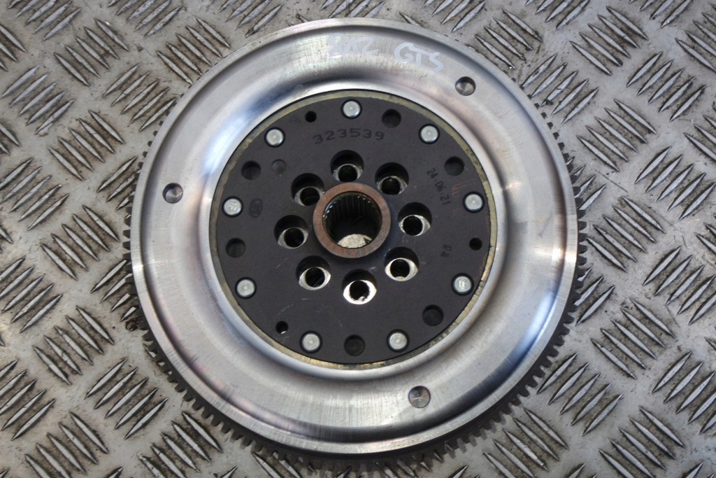 фото №1, Колесо двухмассовый сцепление прижим ferrari 812 gts 1 323539