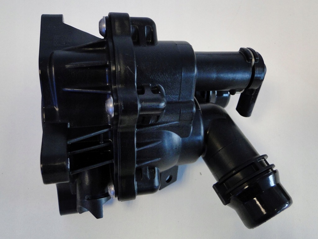 фото №8, Mercedes термостат насоса wody a klasa w177 177 cla 118 c118 x118 w118