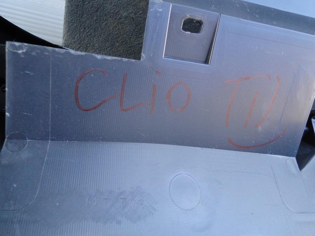 фото №8, Renault clio iii приборная панель приборная приборная панель консоль