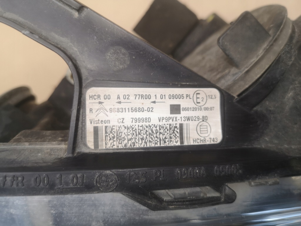 фото №11, Лампа права перед citroen c3 ii 09-13 uk