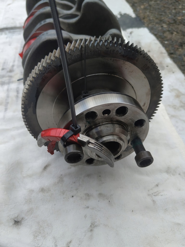 фото №9, Wał коленчатый audi a4 b9 2.0tdi det